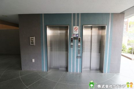 エレベーター付きマンションです（2020年4月撮影）