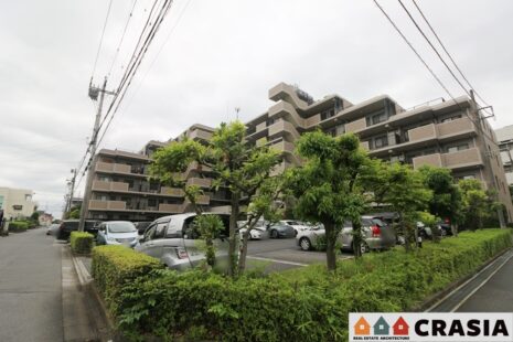 公園が近く、お子さまがのびのびと遊べる環境です